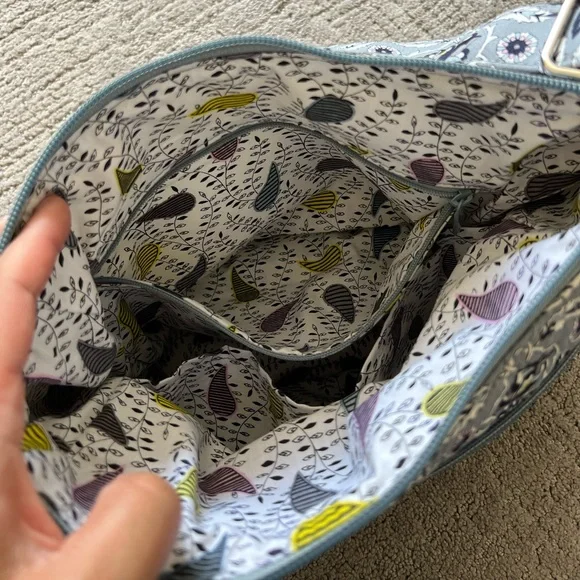 Vera Bradley Crossbody - Plaza Tile - Picture 8 of 13